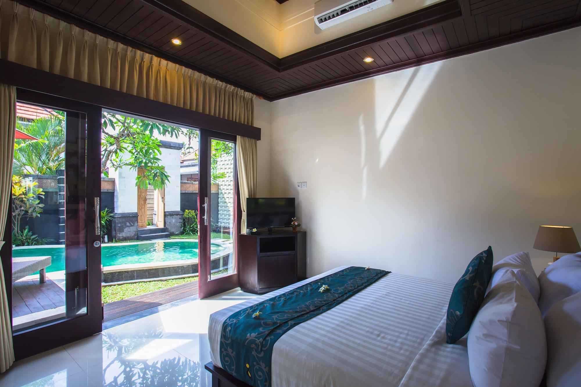 Villa Kayu Suar Bali Luxury & *